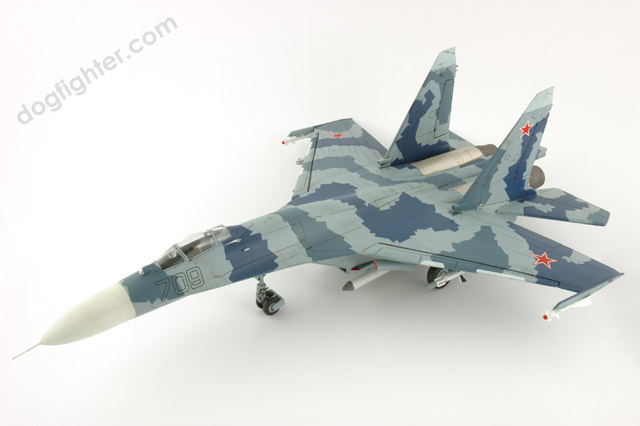 Sukhoi Su-27 Academy 1:48