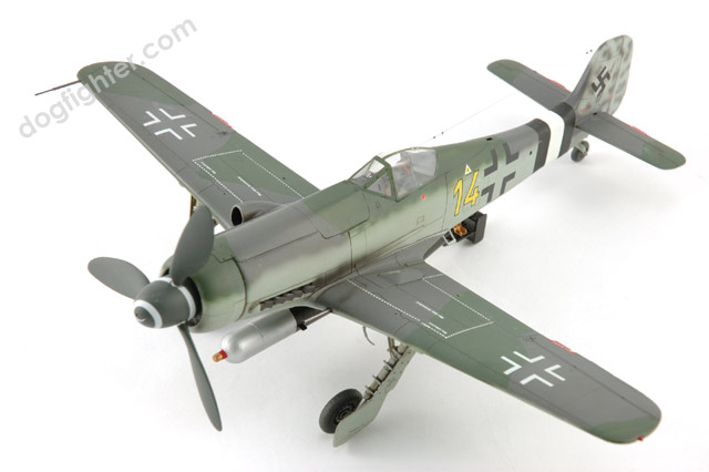 Focke Wulf Fw 190 D-12 Dora torpedo 1:48
