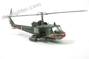 Huey helicopters UH-1C HUEY Italeri 1:72