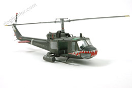 UH-1C HUEY Italeri