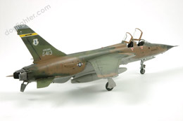 F-105 Thunderchief Hasegawa