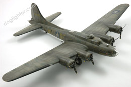 Academy B-17 Flying Fortress Memphis Belle