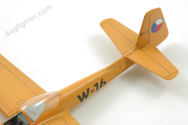 LP263 ADMIRAL 7218 Maquette 1/72 1:72 Avion planeur voltige Let LF-107