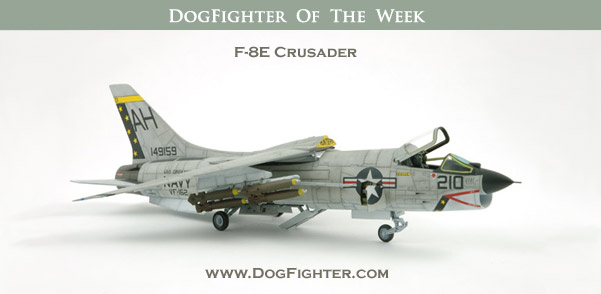 F-8E Crusader 1:72