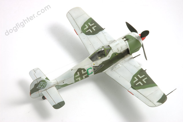 Green camouflage Focke Wulf Fw 190 A-3 - 1:48